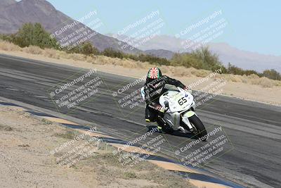 media/Dec-01-2025-Moto Forza (Mon) [[2daa91e15f]]/2-Intermediate Group/Session 4 (Turn 10 Inside)/